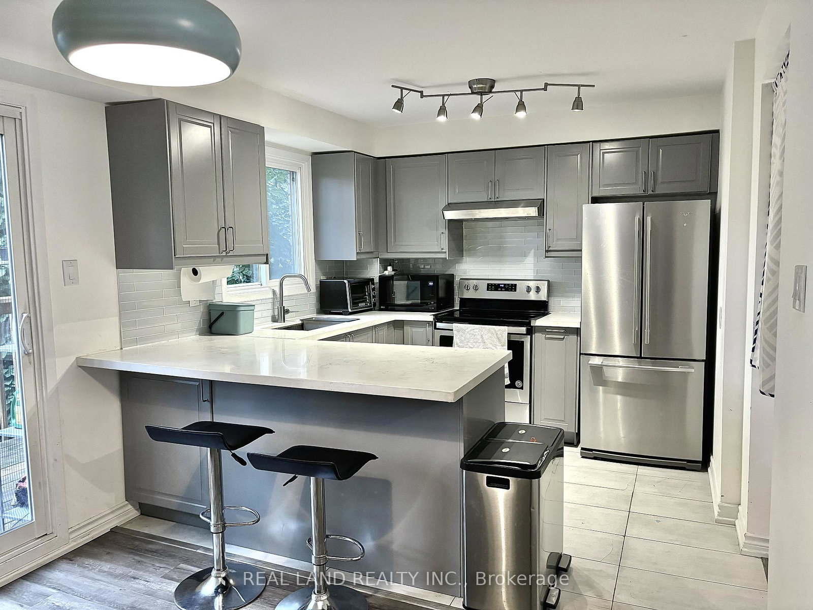 2359-birchmount-road-scarborough-ontario-e12311563