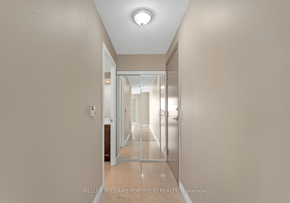 60-town-centre-court-scarborough-ontario-e12311838