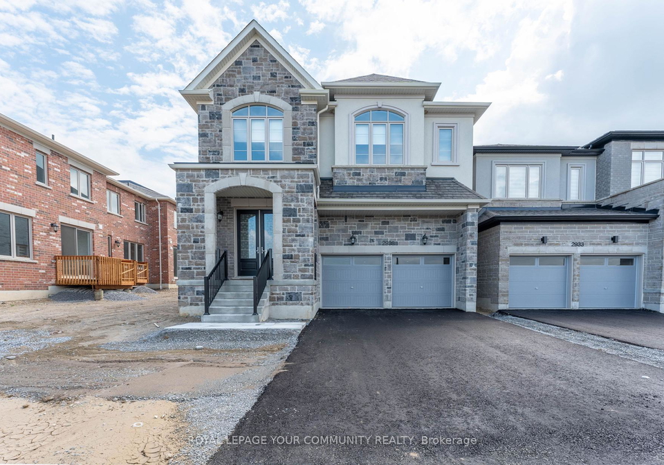 2935-titanium-trail-pickering-ontario-e12311871