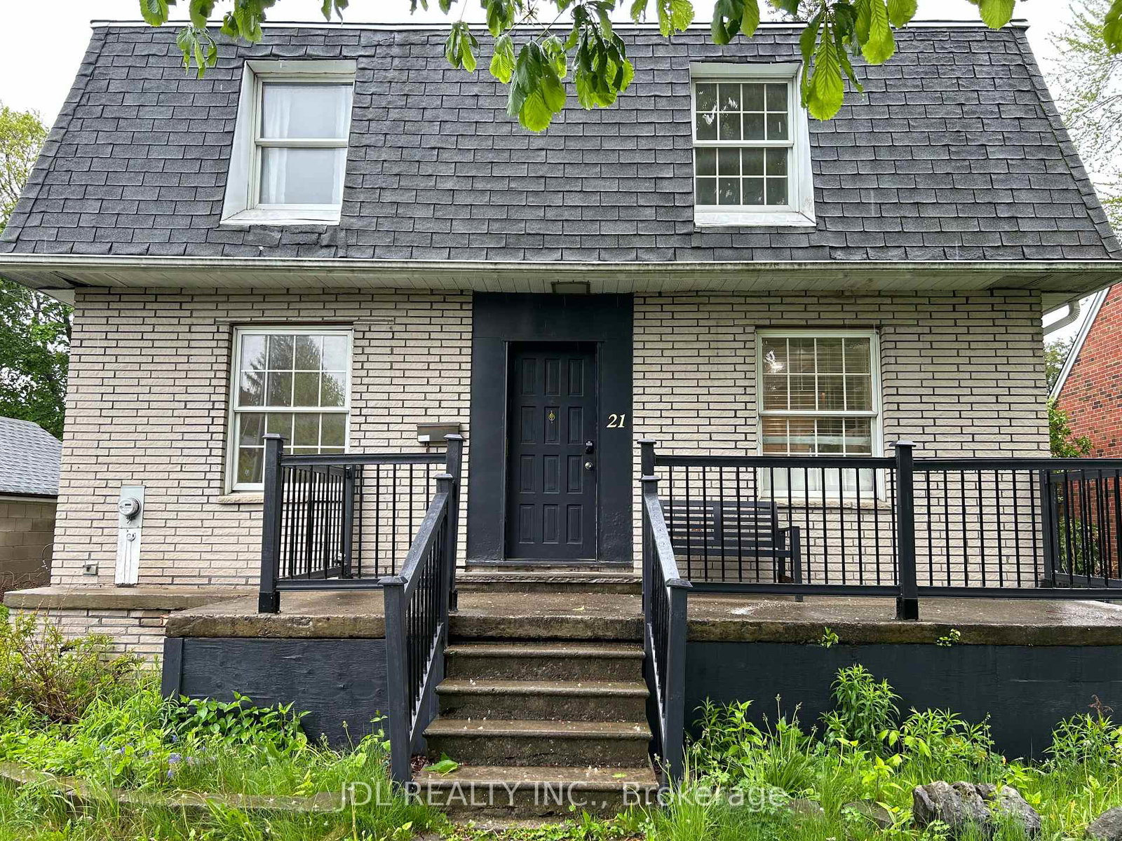 21-squires-avenue-east-york-ontario-e12311906