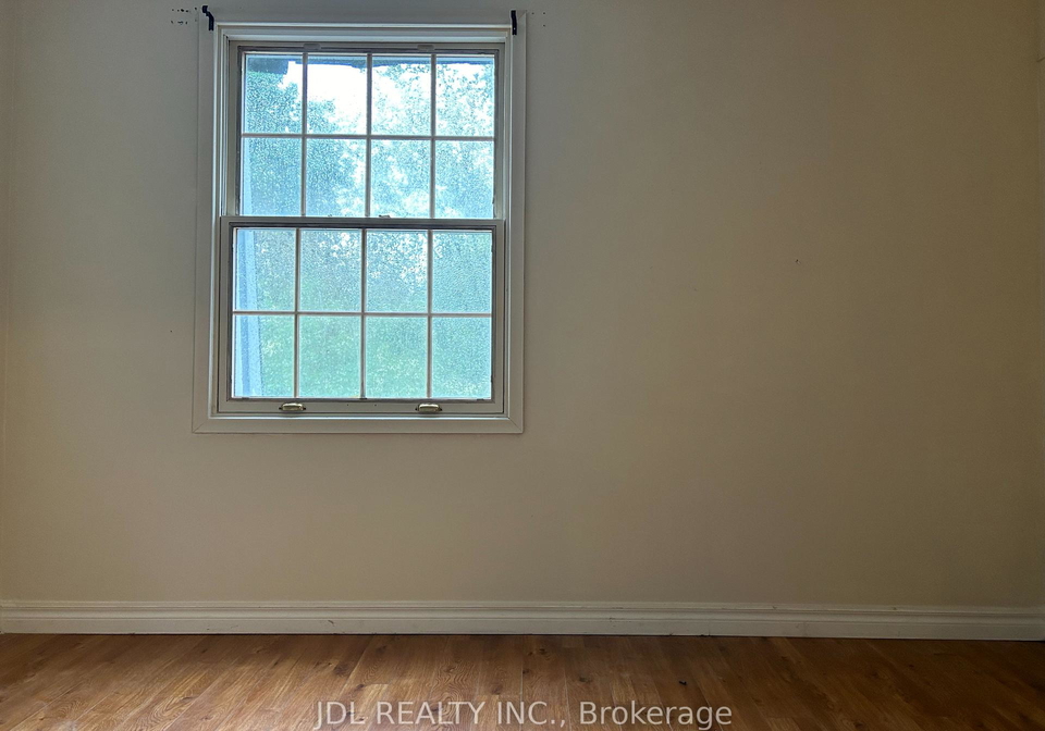 21-squires-avenue-east-york-ontario-e12311906