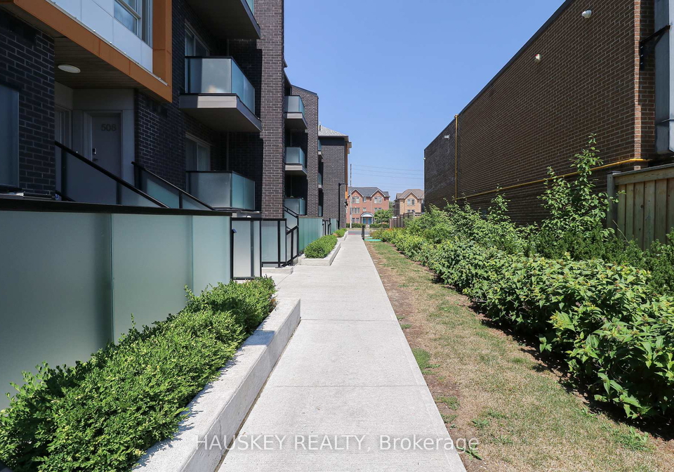 2791-eglinton-avenue-e-e-scarborough-ontario-e12312123