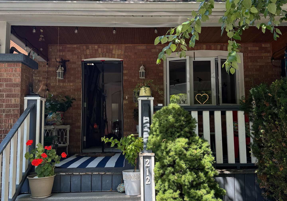 212-bingham-avenue-toronto-ontario-e12312334