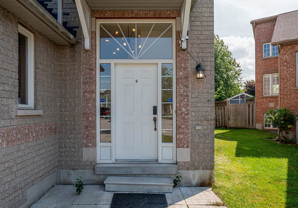 25-dreamcrest-court-whitby-ontario-e12312817