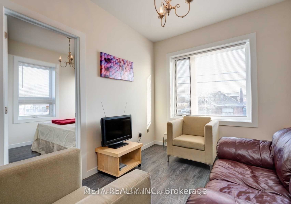 3224-danforth-avenue-scarborough-ontario-e12313228