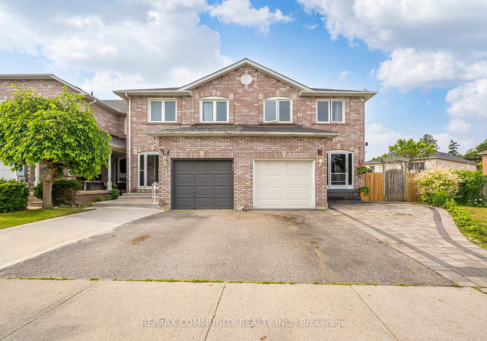 3-tawn-crescent-ajax-ontario-e12313703