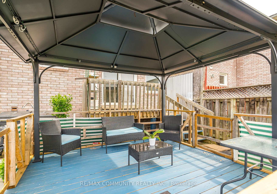 3-tawn-crescent-ajax-ontario-e12313703