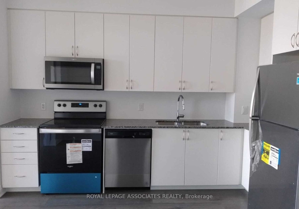 3220-sheppard-avenue-e-e-scarborough-ontario-e12314276