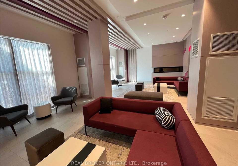 2301-danforth-avenue-toronto-ontario-e12314463