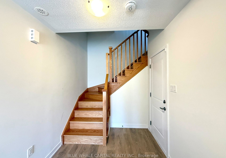 1865-parkway-pickering-ontario-e12314685