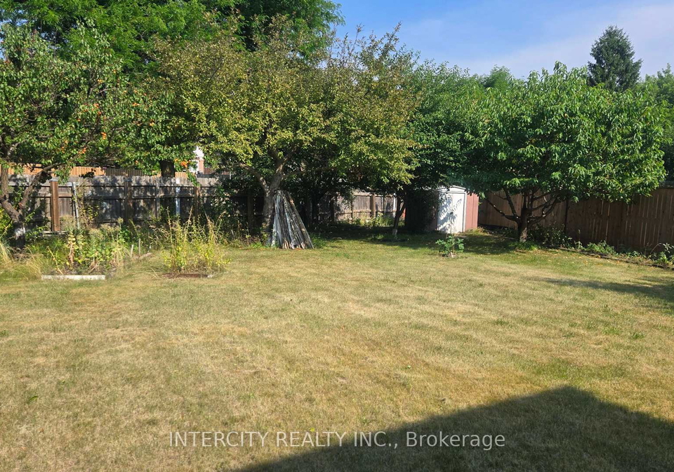 49-mossbrook-crescent-scarborough-ontario-e12314829