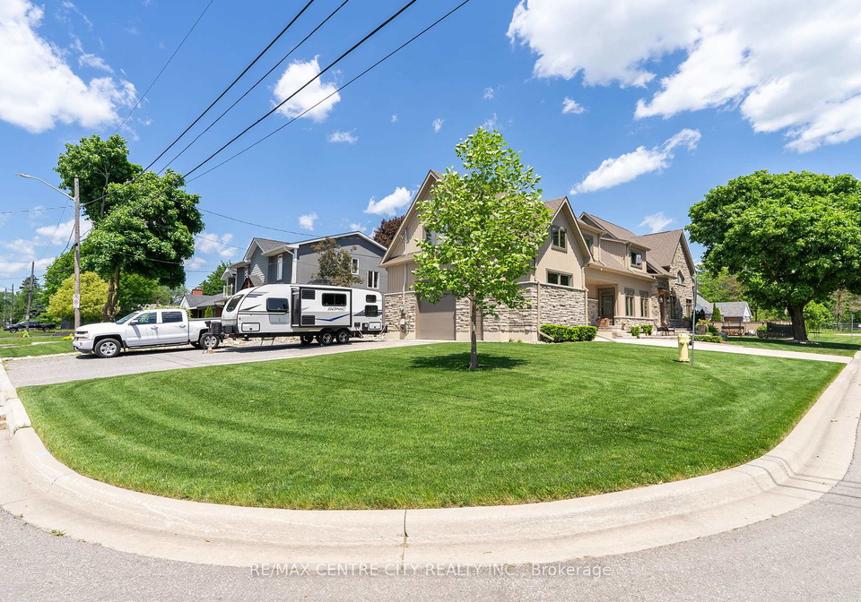 20-eastwood-avenue-n-n-oshawa-ontario-e12315154