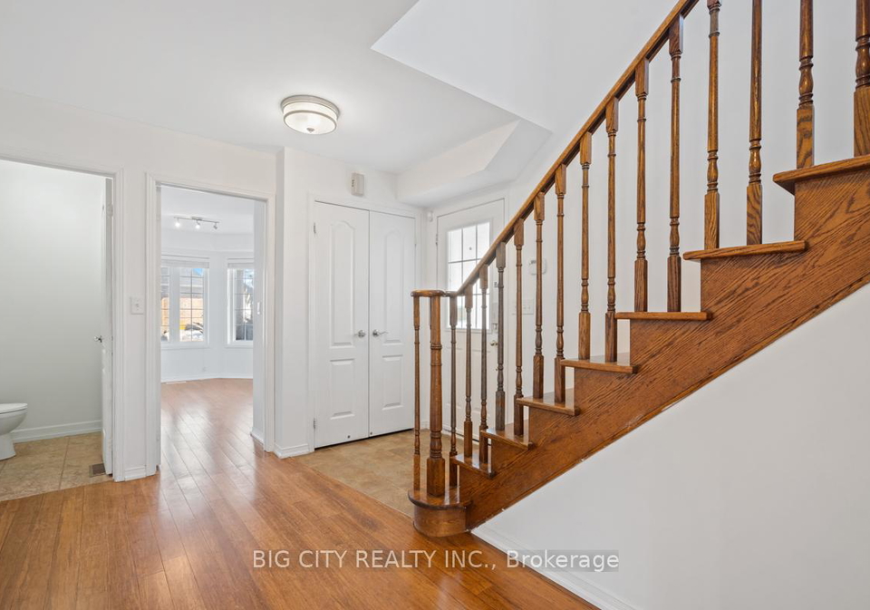 1-tempo-way-whitby-ontario-e12315449