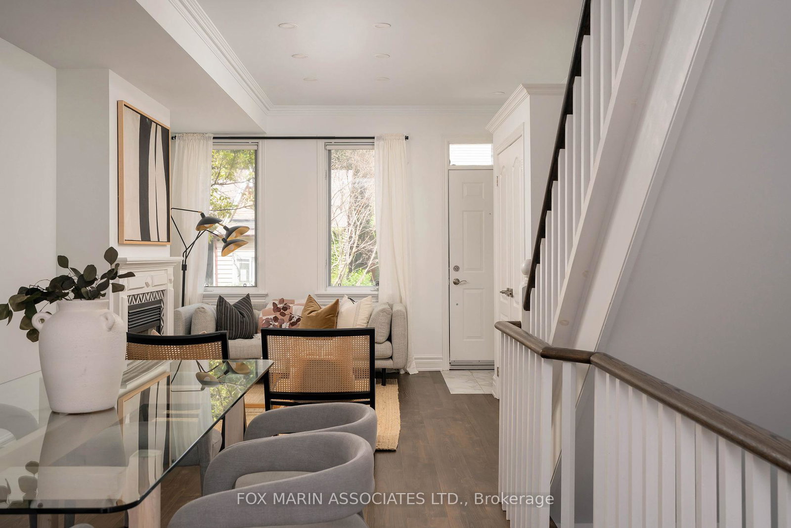 20a-lewis-street-toronto-ontario-e12315870
