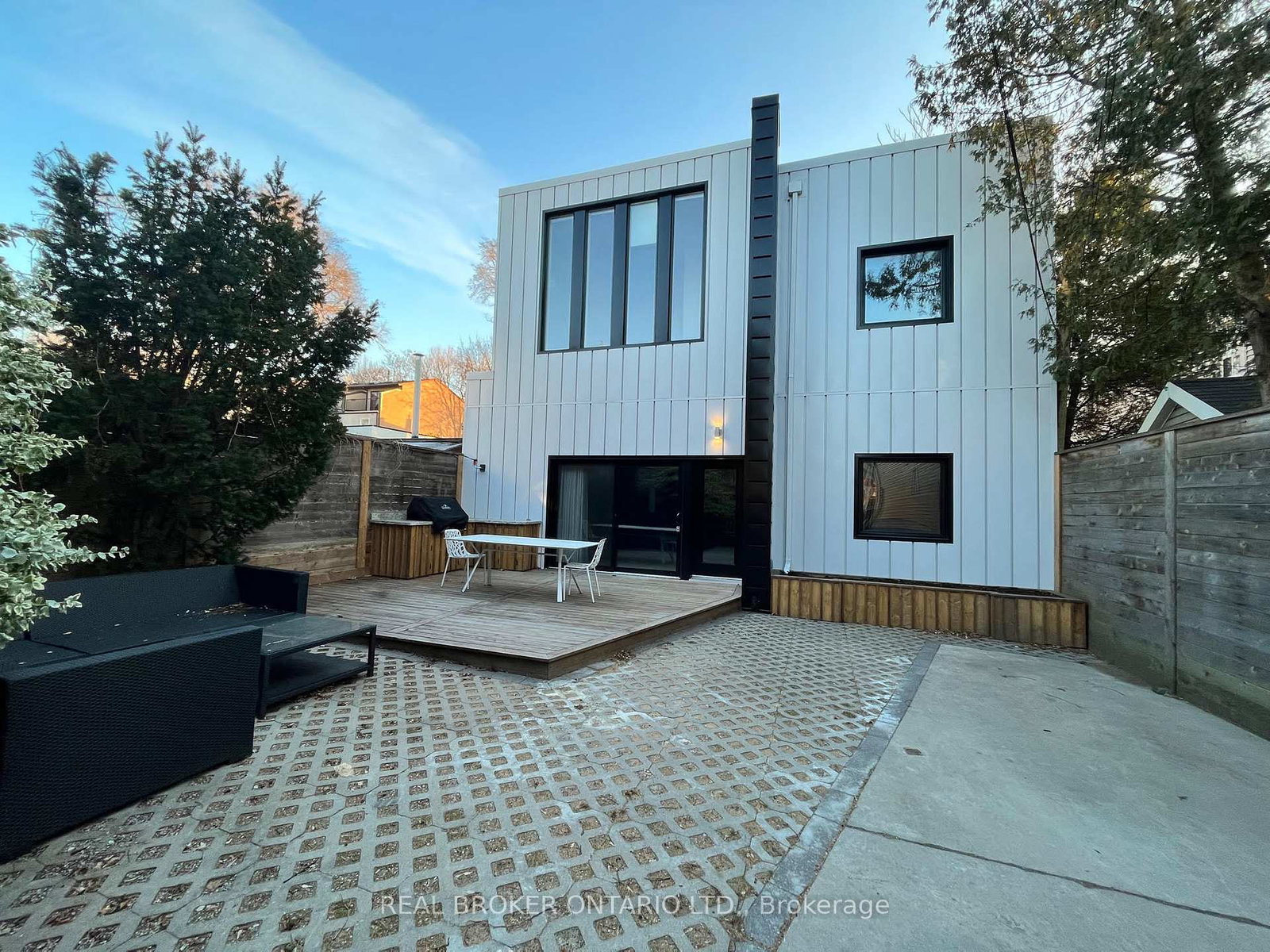 371-jones-avenue-toronto-ontario-e12316215