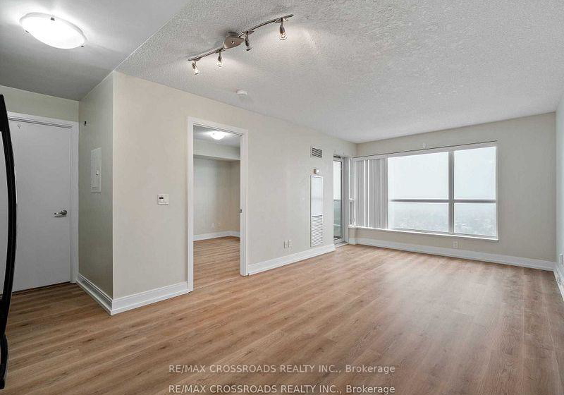 125-village-green-square-scarborough-ontario-e12316671