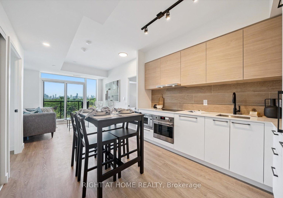 1050-eastern-avenue-n-n-toronto-ontario-e12316672