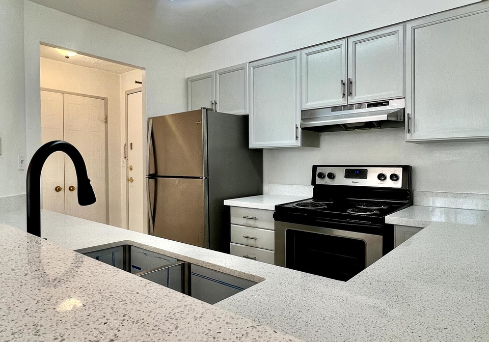 400-mclevin-avenue-scarborough-ontario-e12316875