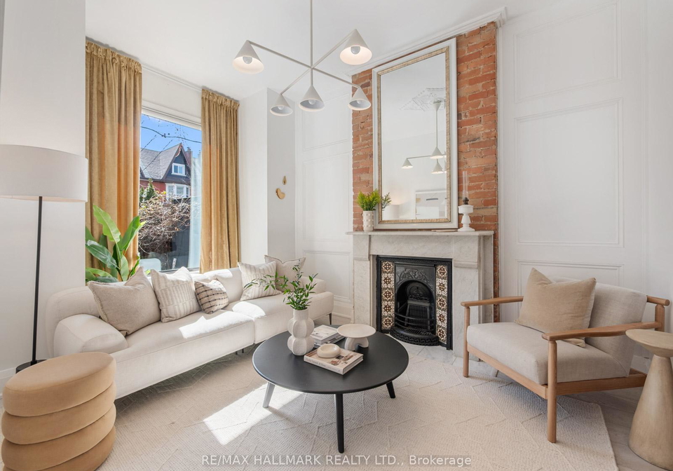 2-first-avenue-toronto-ontario-e12316879