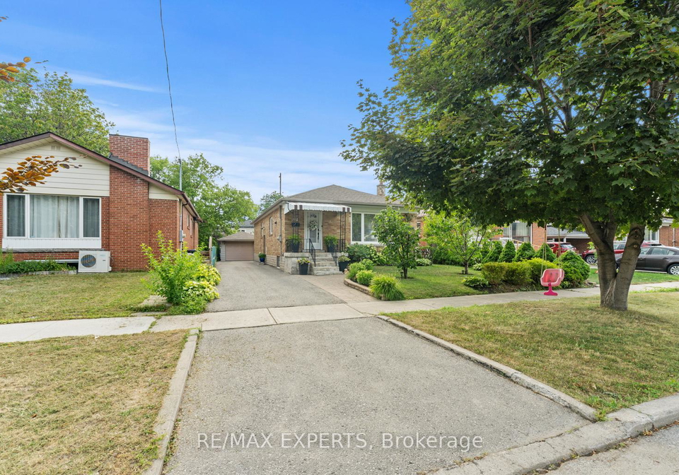 22-beacon-road-scarborough-ontario-e12317136