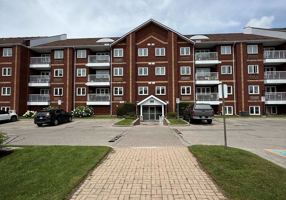 193-lake-driveway-na-w-w-ajax-ontario-e12317313