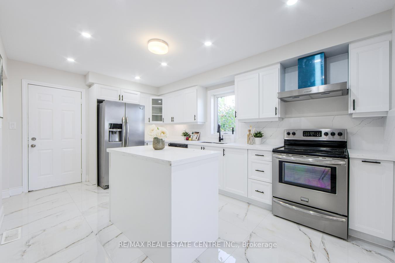 27-rickaby-street-clarington-ontario-e12317408