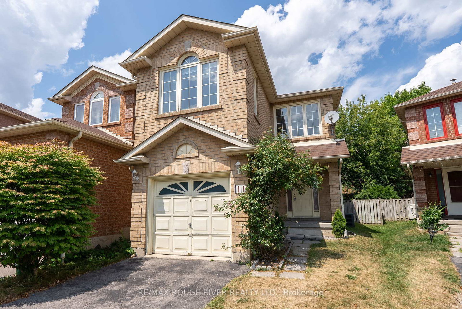 11-heaver-drive-whitby-ontario-e12317661