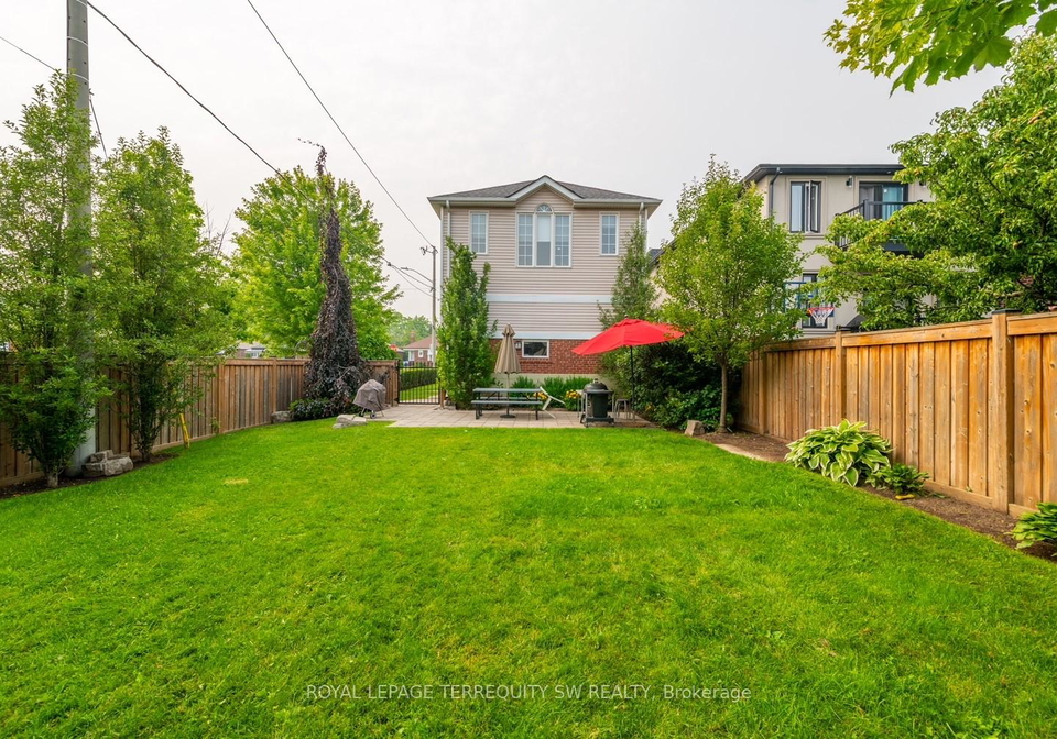 45-tiago-avenue-east-york-ontario-e12317819