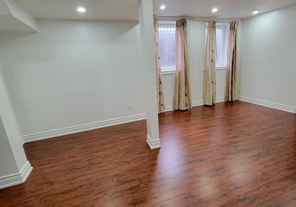 1-netherway-crescent-ajax-ontario-e12318308