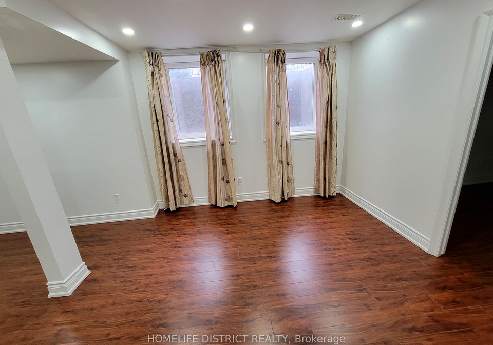 1-netherway-crescent-ajax-ontario-e12318308