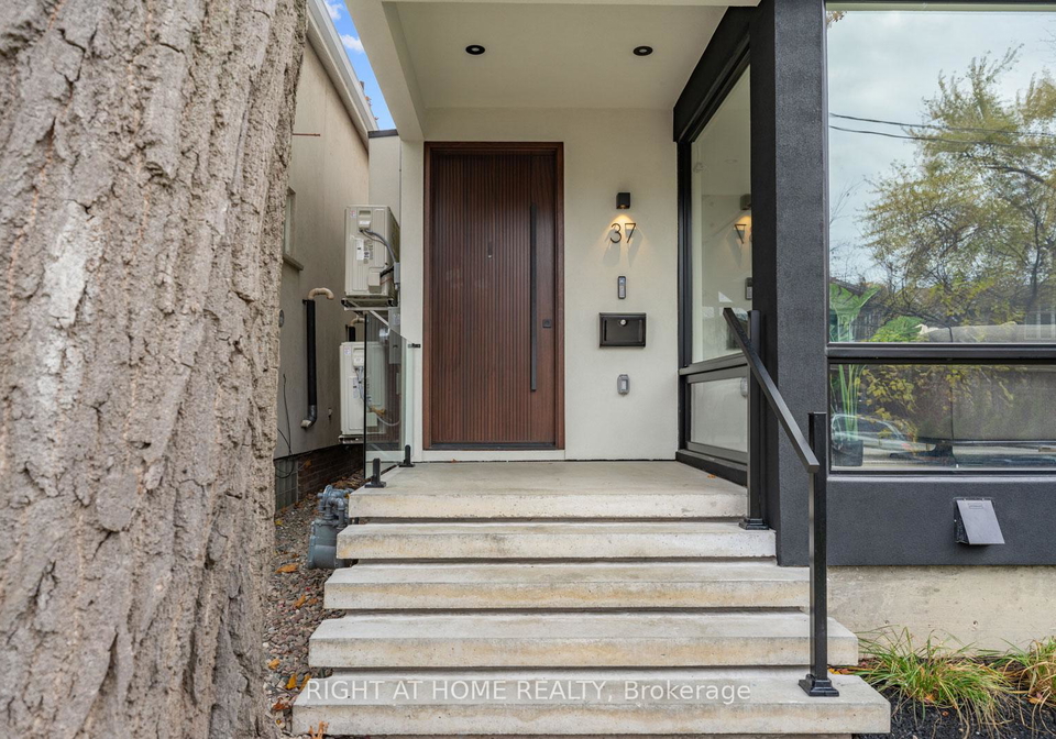 37-kenilworth-avenue-toronto-ontario-e12318612