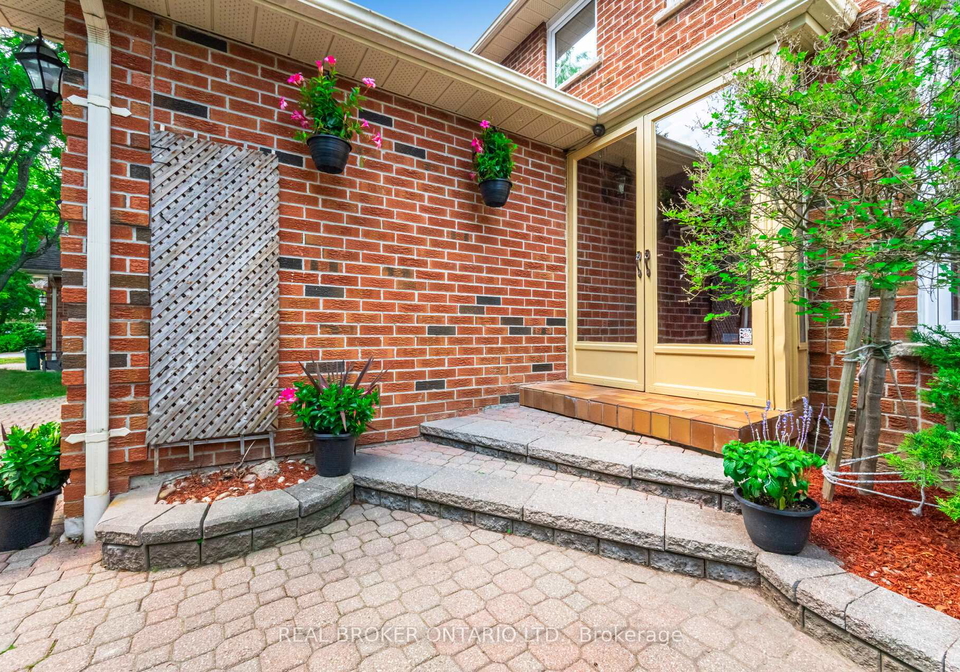 206-gwendolyn-street-pickering-ontario-e12318670