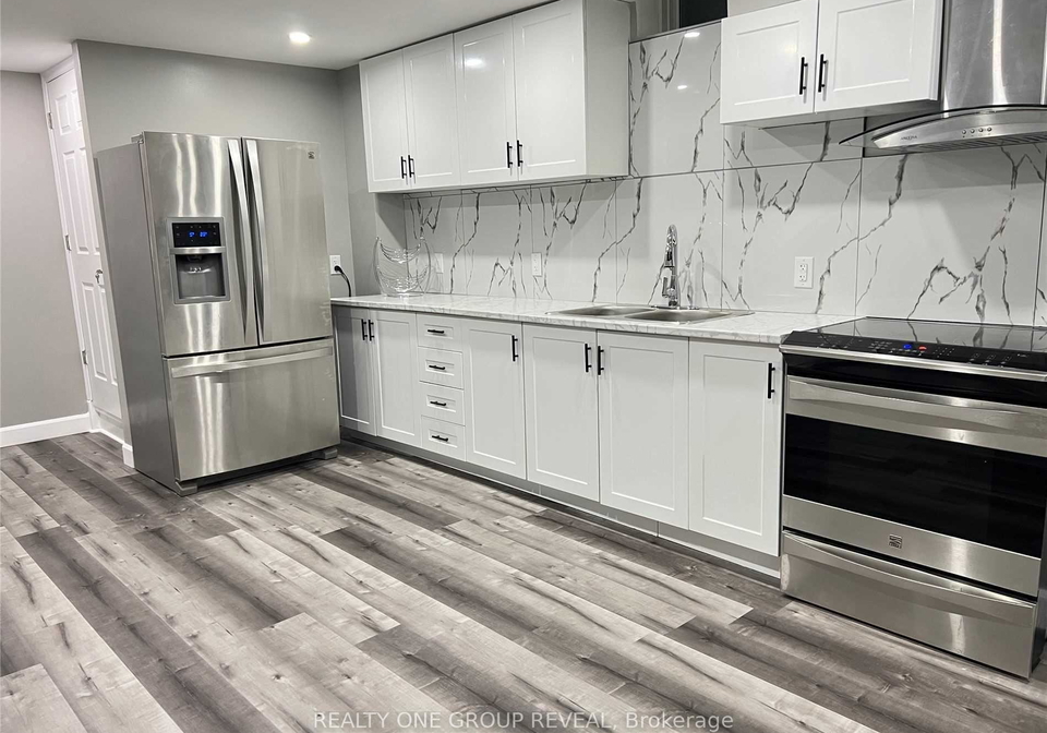 79-flood-avenue-clarington-ontario-e12319493
