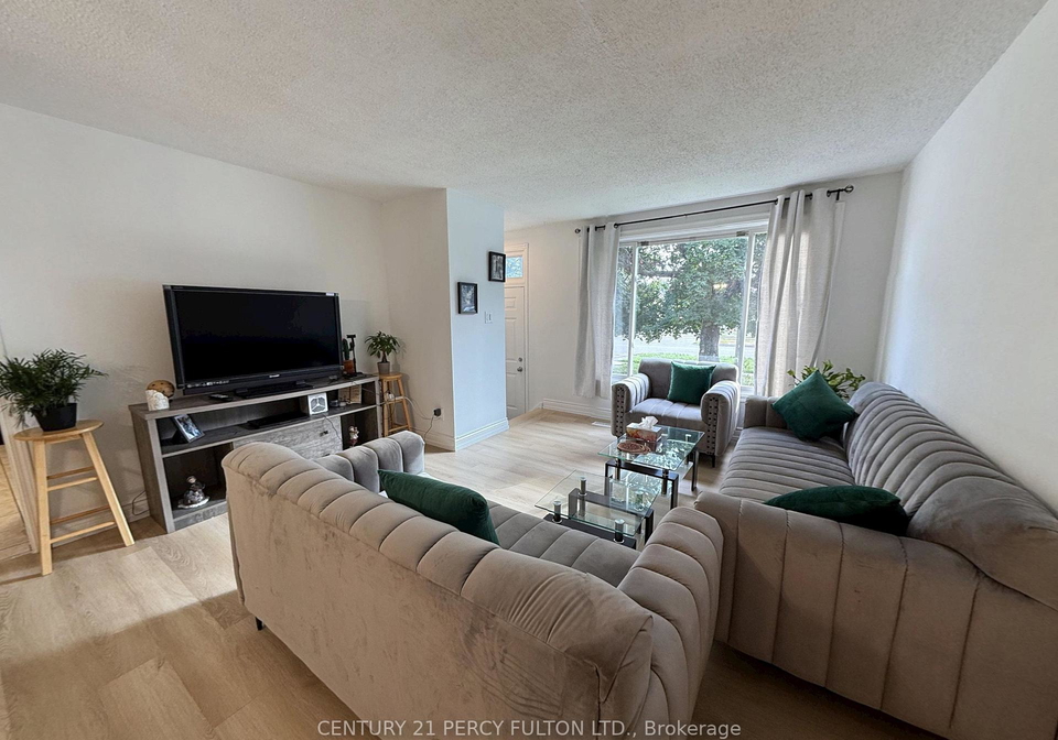 327-dovedale-drive-whitby-ontario-e12319570