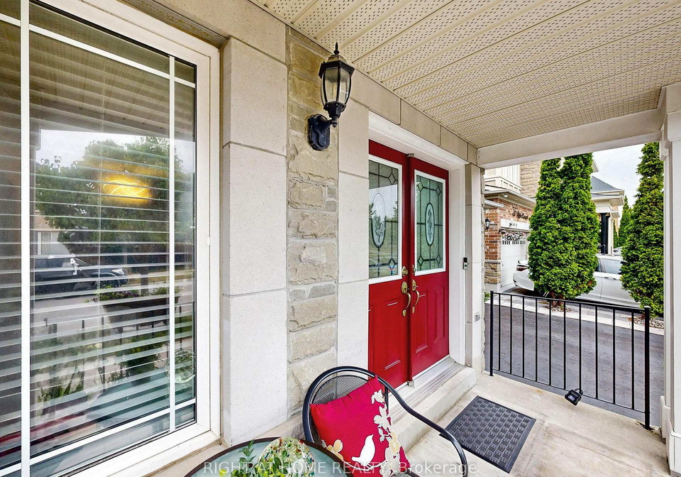 65-styles-crescent-ajax-ontario-e12319690