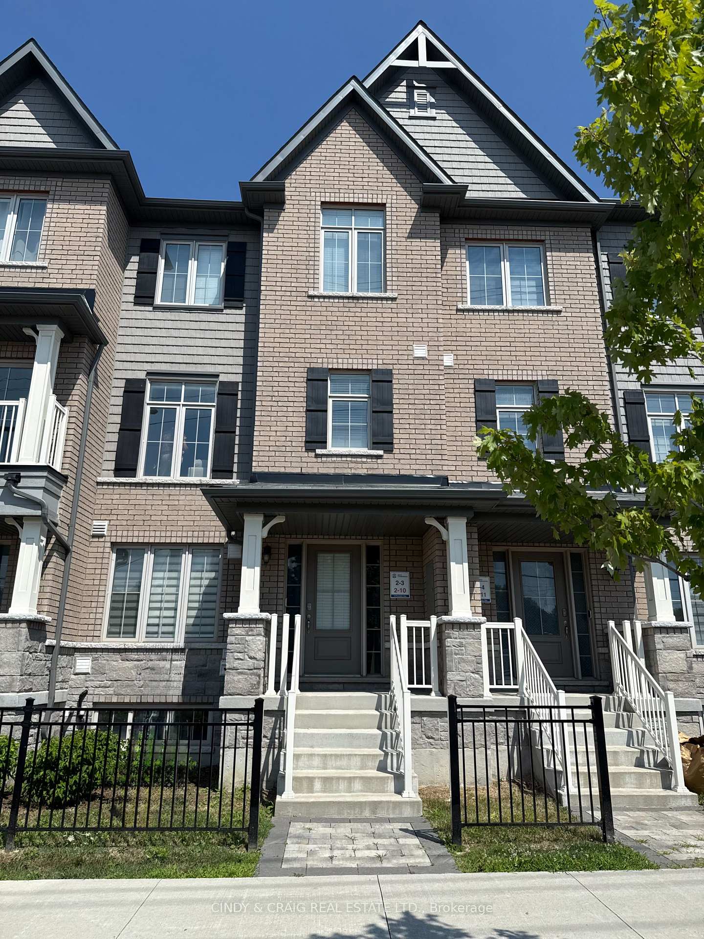 19-porcelain-way-whitby-ontario-e12320181