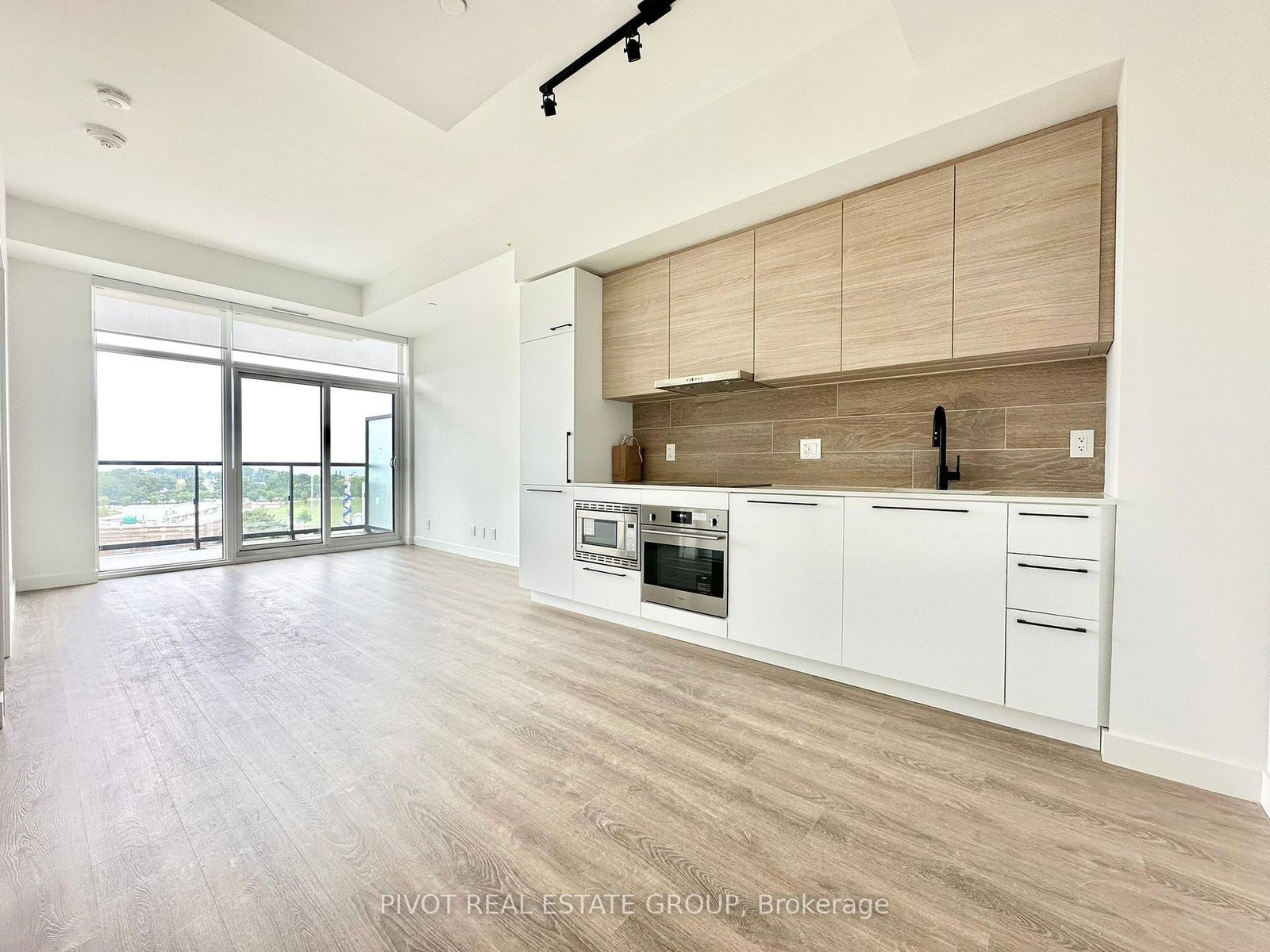 1050-eastern-avenue-toronto-ontario-e12320783
