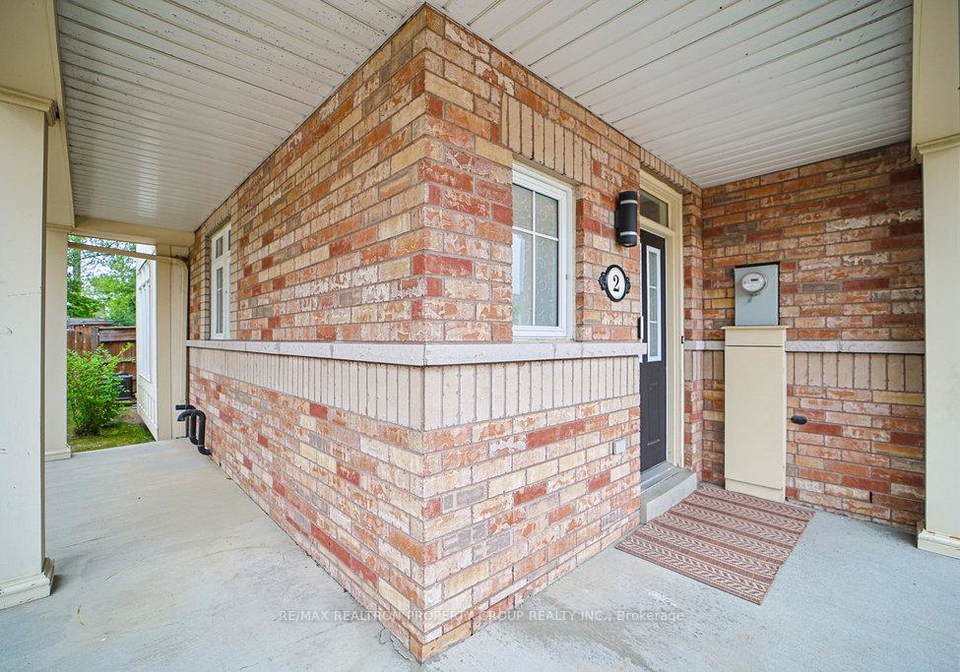 2-croker-drive-ajax-ontario-e12321457