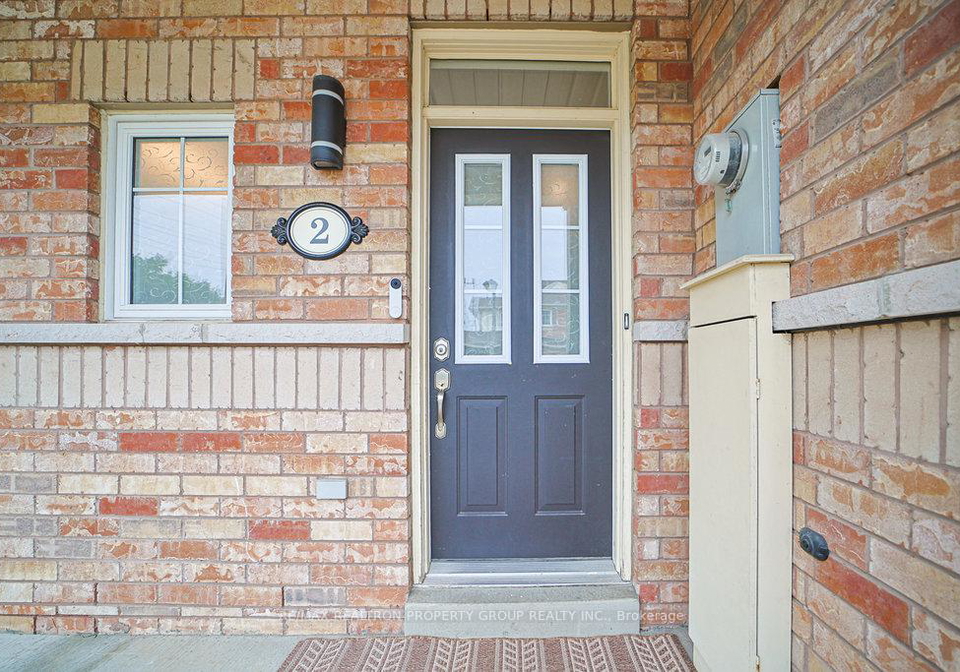 2-croker-drive-ajax-ontario-e12321457
