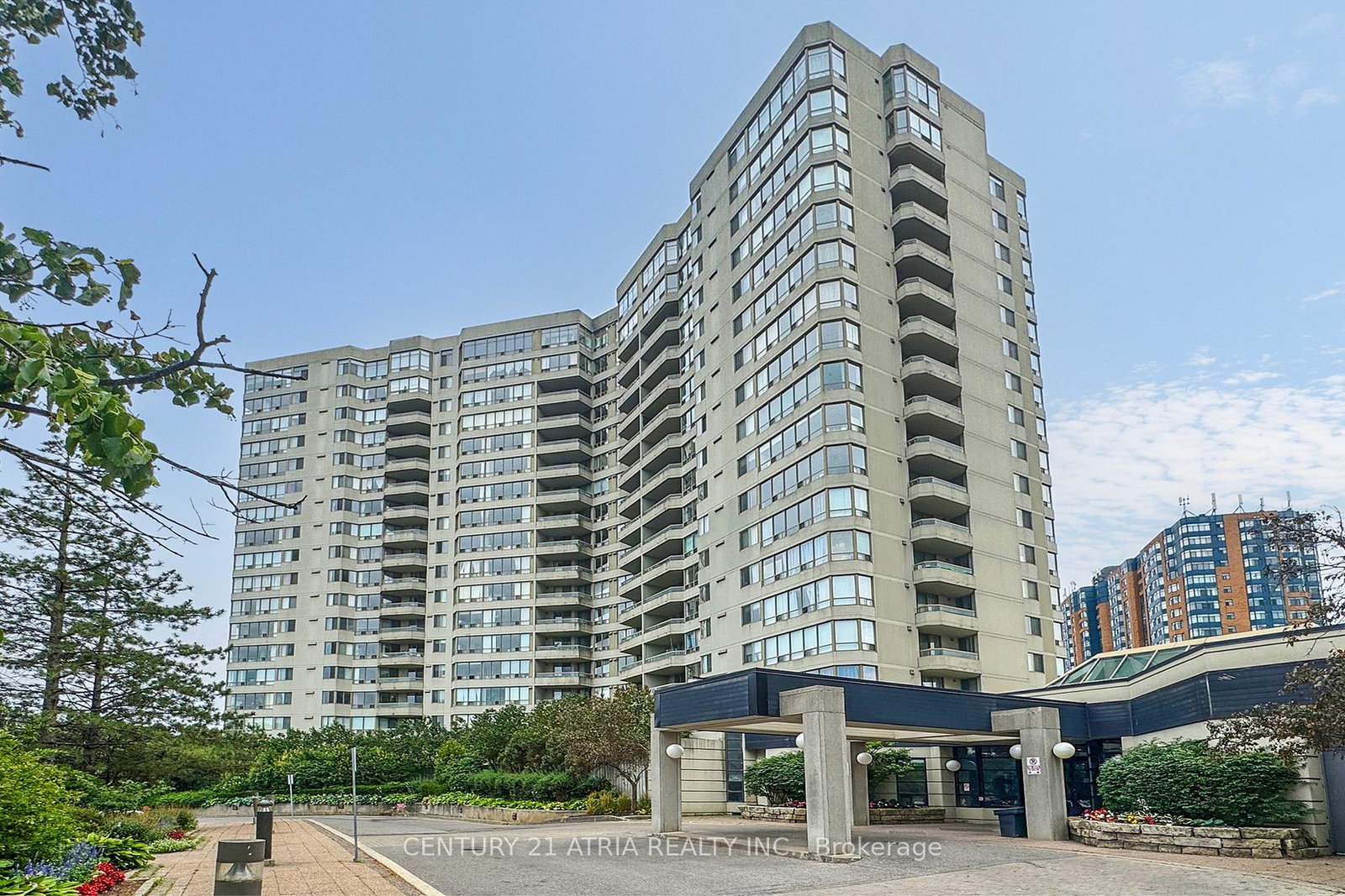150-alton-towers-circle-scarborough-ontario-e12321541