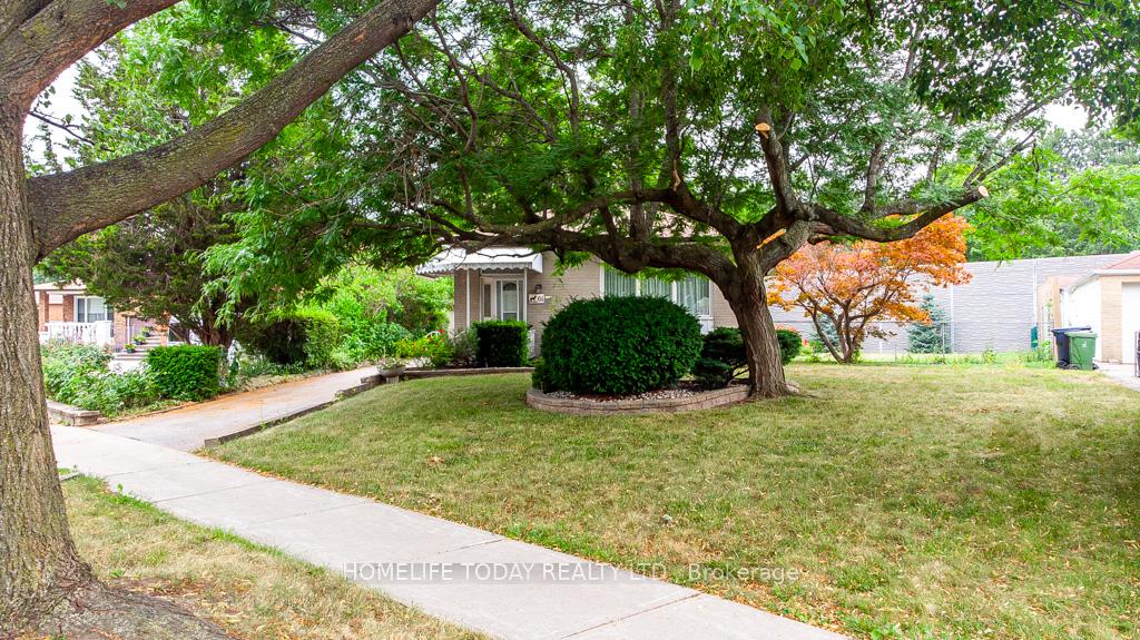 61-lord-roberts-drive-scarborough-ontario-e12321708