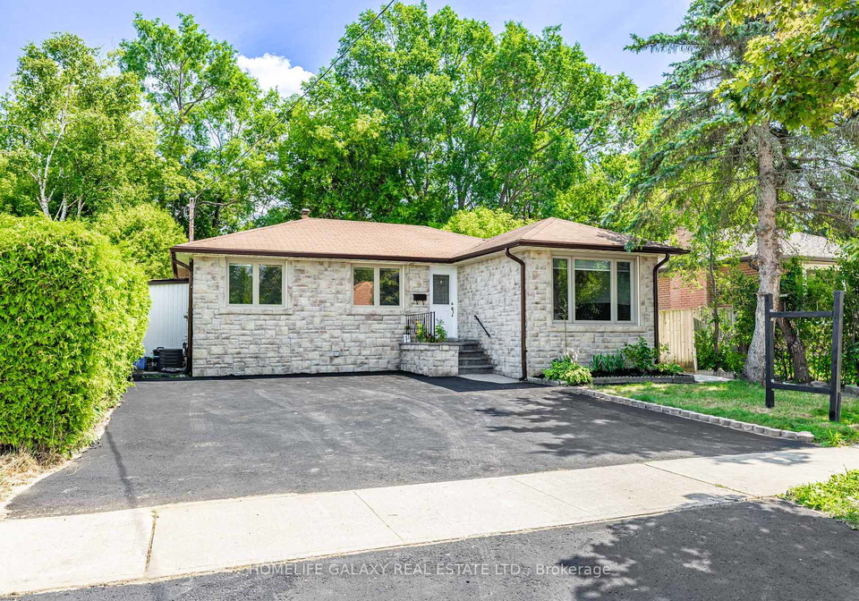 133-lupin-drive-whitby-ontario-e12322107
