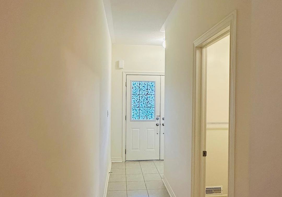 1155-jim-brewster-circle-oshawa-ontario-e12322112