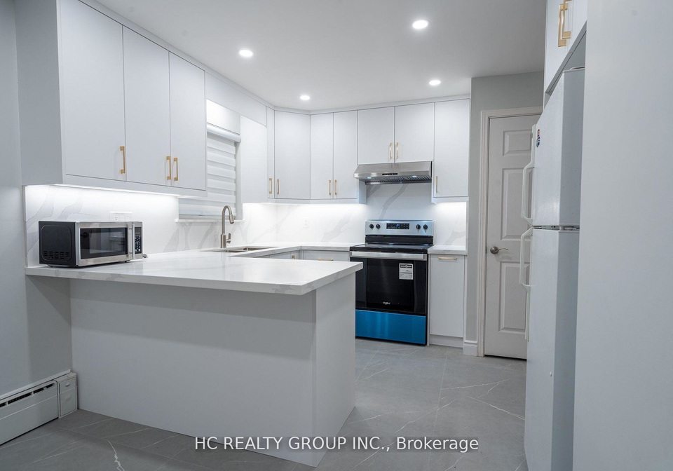 6-rosemount-drive-scarborough-ontario-e12322348