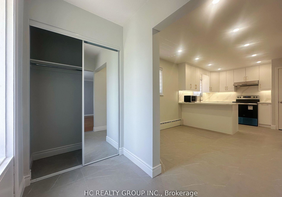 6-rosemount-drive-scarborough-ontario-e12322348