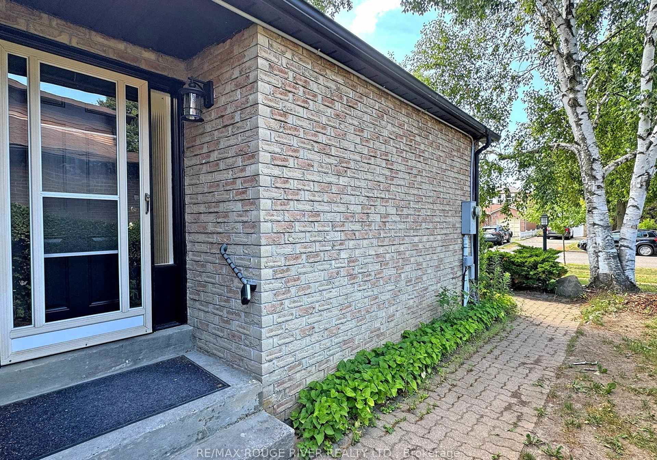 31-delaney-drive-ajax-ontario-e12323030