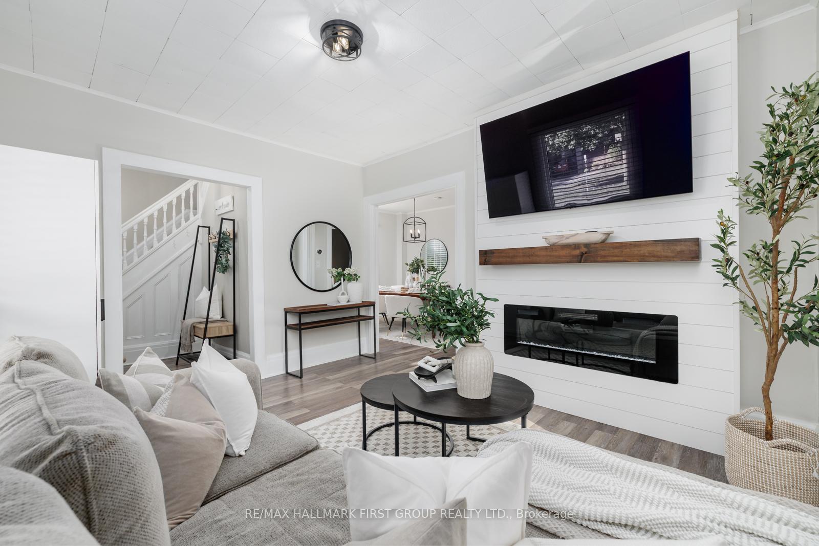 106-elgin-street-e-e-oshawa-ontario-e12323546