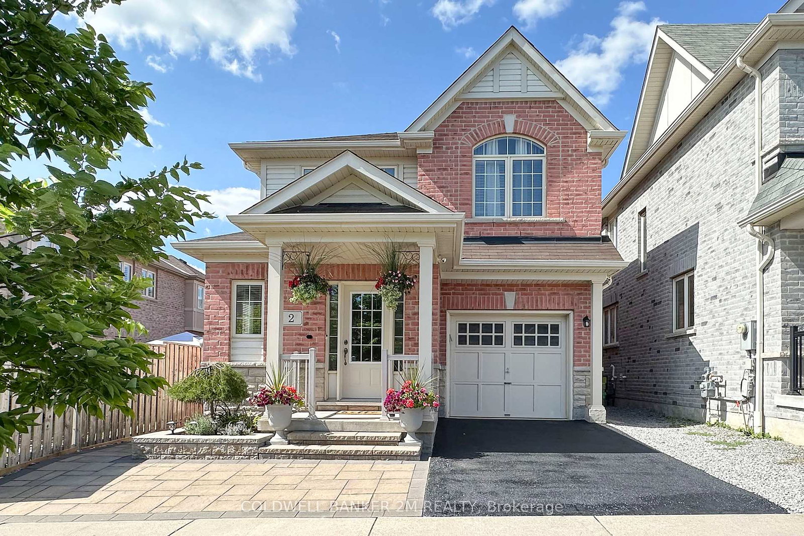 2-hornett-way-ajax-ontario-e12323785