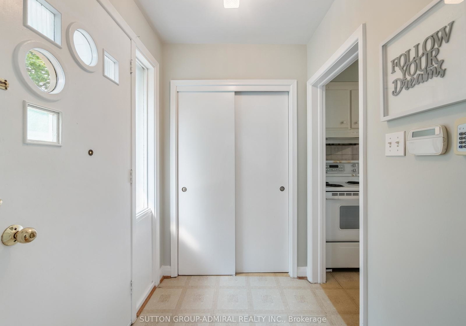 18-danube-drive-scarborough-ontario-e12323893