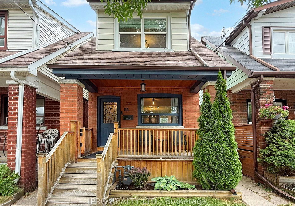 85-chisholm-avenue-east-york-ontario-e12324016